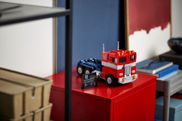 LEGO Конструктор Icons Optimus Prime (10302)