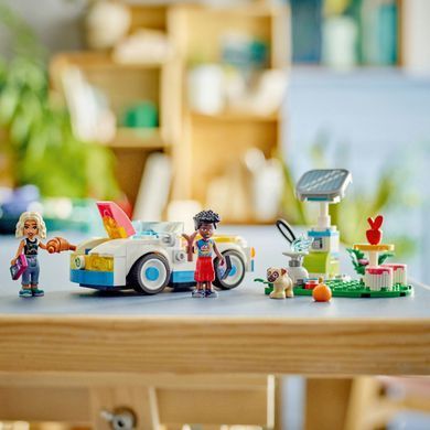 Конструктор LEGO Friends Електромобіль і зарядний пристрій (42609)