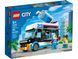 Конструктор LEGO City Веселий фургон пінгвіна (60384)