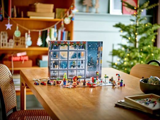 Конструктор LEGO Marvel Новогодний календарь на 2024 год Человек-Паук (76293)