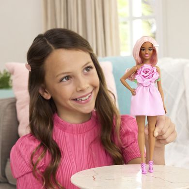 Фотография, изображение Кукла Barbie Fashionistas Розовая роза (HYT94)