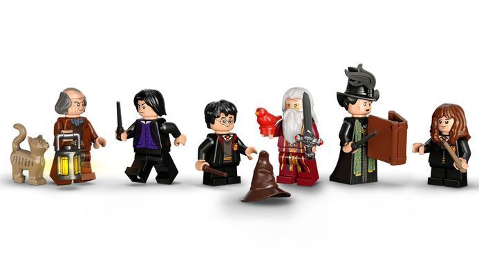 Конструктор LEGO Harry Potter Хогвартс: Кабинет Дамблдора (76402)